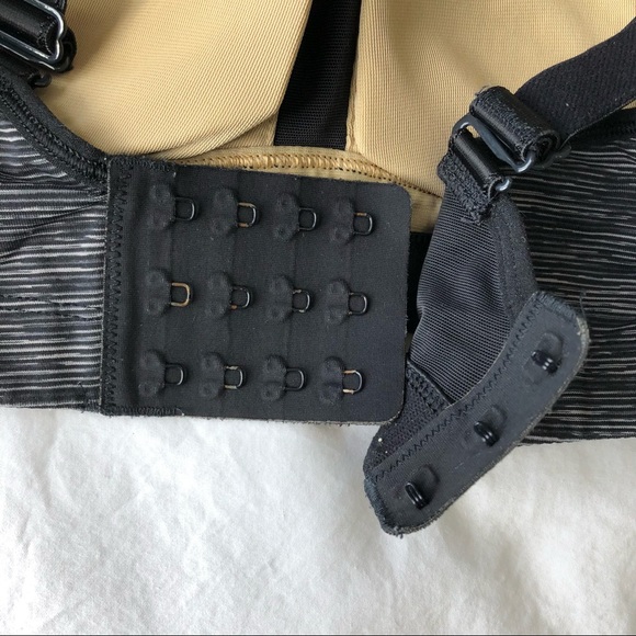 Lululemon Ta Ta Tamer Sports Bra 34D - Picture 4 of 4